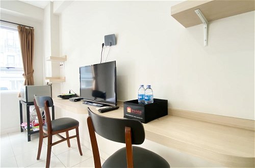 Photo 11 - Comfort And Homey Studio Room (No Kitchen) Elvis Tower Apartment