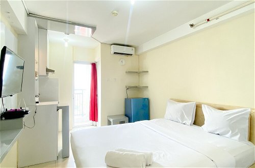 Photo 2 - Best Strategic And Cozy Studio At Bassura City Apartment