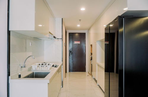 Photo 9 - Homey And Spacious 3Br At Sky House Bsd Apartment