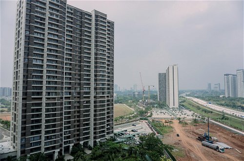 Foto 25 - Homey And Spacious 3Br At Sky House Bsd Apartment
