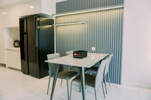 Photo 15 - Homey And Spacious 3Br At Sky House Bsd Apartment