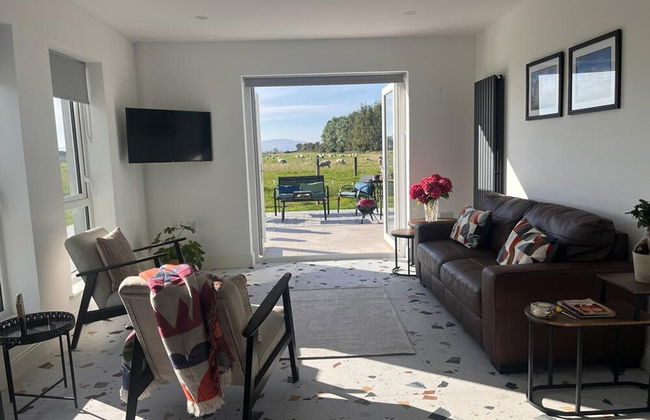 Magilligan - Cottage - Sleeps 6 - Parking - Garden - Photo 7