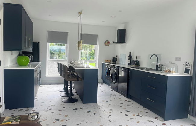 Magilligan - Cottage - Sleeps 6 - Parking - Garden - Photo 6