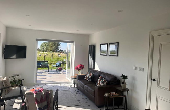 Magilligan - Cottage - Sleeps 6 - Parking - Garden - Photo 8