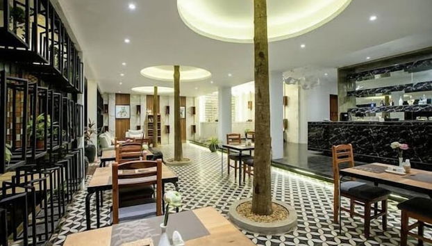 Lobby-Lounge