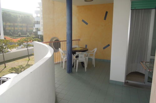 Foto 5 - Comfy Flat 200 m From the Beach - Beahost