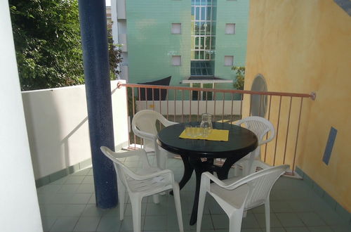 Foto 1 - Comfy Flat 200 m From the Beach - Beahost