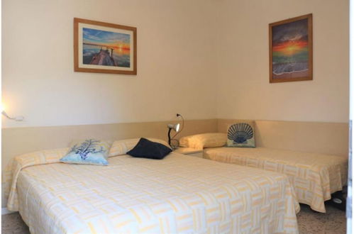 Foto 4 - Sunny Apartment Near the Beach - Beahost