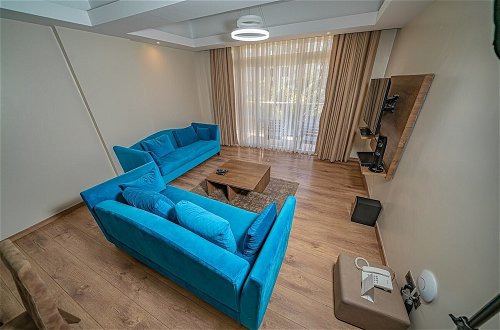 Foto 21 - Lux Suites 37 on Kikambala Apartments