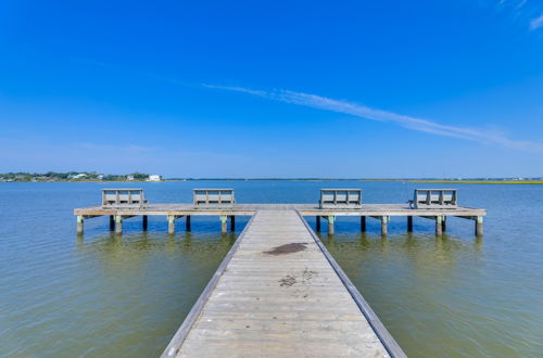 Photo 17 - Emerald Isle Vacation Rental, Walk to Beach