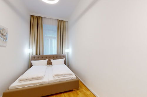 Photo 19 - ALON HOMES Vienna – Premium City Center Apartments