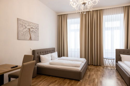 Photo 17 - ALON HOMES Vienna – Premium City Center Apartments