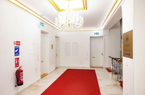 Photo 5 - ALON HOMES Vienna – Premium City Center Apartments