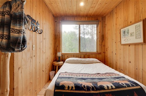 Foto 17 - Pet-friendly House w/ Deck: Near Crater Lake