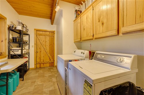 Foto 39 - Pet-friendly House w/ Deck: Near Crater Lake