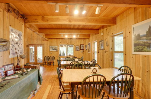 Foto 43 - Pet-friendly House w/ Deck: Near Crater Lake