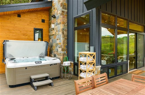 Foto 40 - Modern Turnerville Cabin w/ Hot Tub & Scenic Views