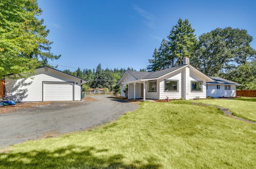 Photo 22 - Chehalis Getaway w/ Golf Course View + Fire Pit