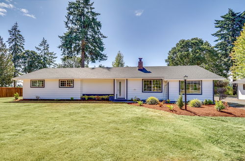 Photo 26 - Chehalis Getaway w/ Golf Course View + Fire Pit