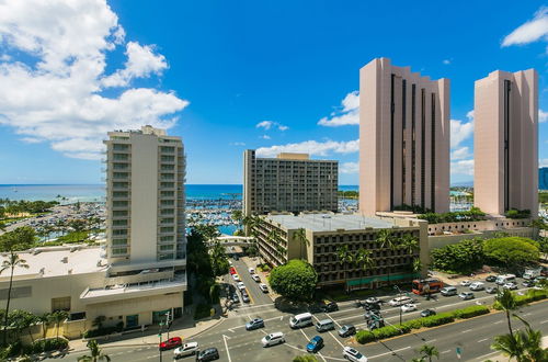 Foto 61 - One Bedroom Condos with Lanai near Ala Wai Harbor - Perfect for 2 Guests