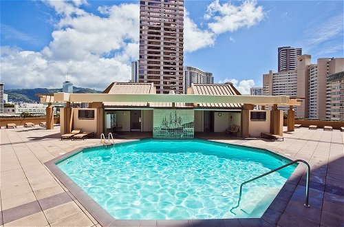 Photo 39 - One Bedroom Condos with Lanai near Ala Wai Harbor - Perfect for 2 Guests