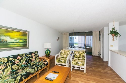 Photo 12 - One Bedroom Condos with Lanai near Ala Wai Harbor - Perfect for 2 Guests