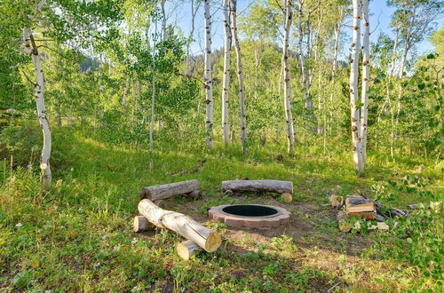 Photo 5 - Picturesque Island Park Escape w/ Fire Pit