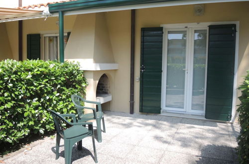 Photo 9 - Lovely Apartment in Bibione With Swimming Pool