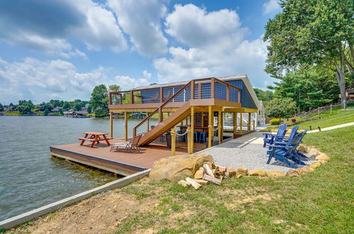 Photo 20 - Waterfront Retreat on Apple Valley Lake