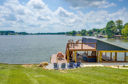 Photo 23 - Waterfront Retreat on Apple Valley Lake