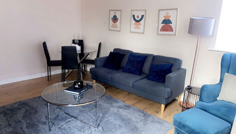 Foto 1 - Remarkable 2-bed Apartment in London