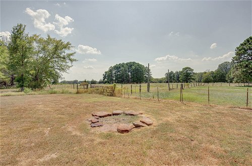 Photo 17 - Dog-friendly Countryside Texas Cabin w/ Fire Pit