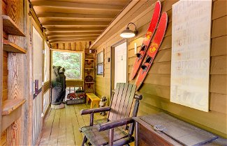 Foto 3 - Cozy Murphy Cabin w/ Decks & Mountain Views