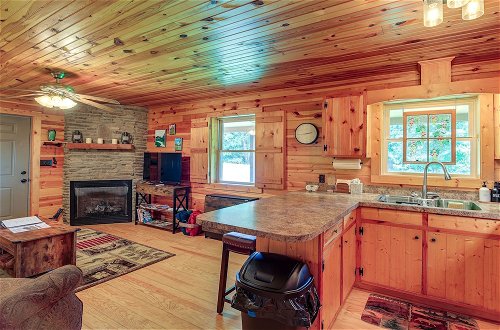 Photo 9 - Blue Ridge Mountain Cabin w/ Views & Hot Tub