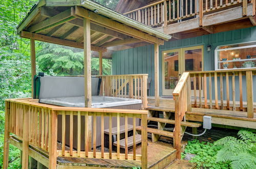 Photo 2 - Peaceful Mt. Hood Cabin w/ Hot Tub & Fire Pit