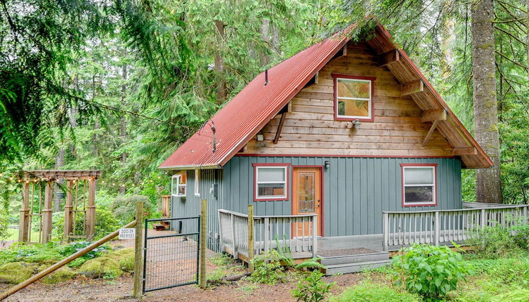 Foto 1 - Peaceful Mt. Hood Cabin w/ Hot Tub & Fire Pit