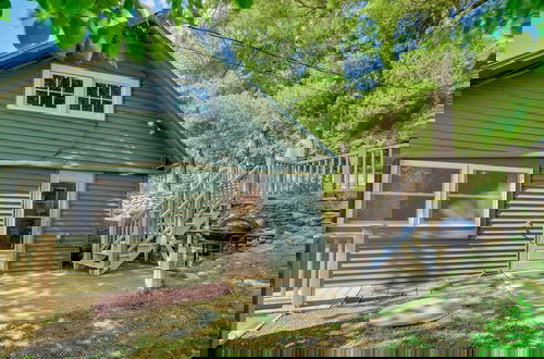 Foto 3 - Cozy Cohocton Cottage w/ Private Beach & Deck