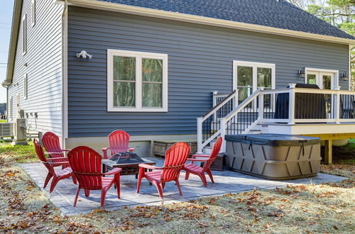 Photo 41 - Christy's Cottage w/ Hot Tub - 2 Mi to Beach