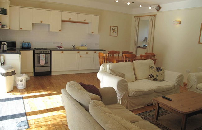 Comfortable Airy 5-bed Apartment in Llandysul - Foto 4