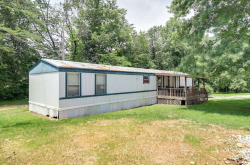 Foto 8 - Huntsville Vacation Rental w/ Deck & Fire Pit