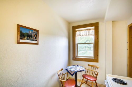 Foto 18 - Quaint Paris Vacation Rental Near Bear Lake