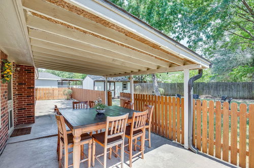 Photo 7 - Darling Waxahachie Home With Fire Pit