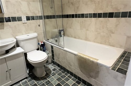 Photo 12 - 2-bed Apartment in Colchester