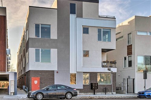 Photo 18 - Trendy Denver Townhouse ~ 3 Miles to Downtown