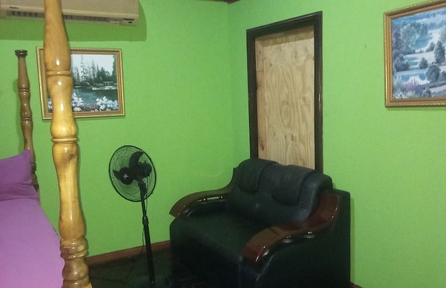 Deano's Cottages - Foto 10