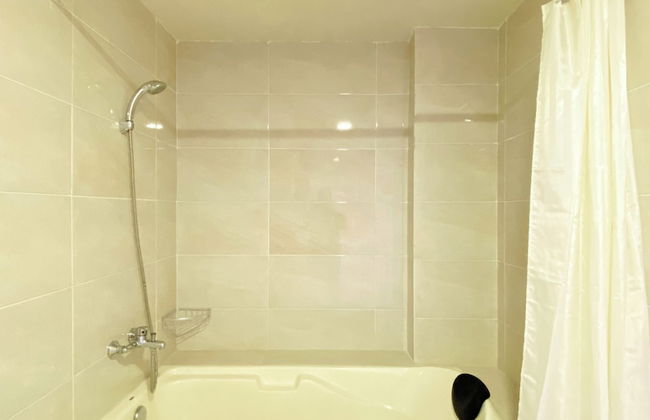 Spacious And Elegant Studio Apartment Mustika Golf Residence - Foto 18
