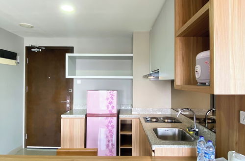 Photo 8 - Spacious And Elegant Studio Apartment Mustika Golf Residence