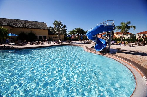 Foto 49 - Stunning 4 Bedroom w Pool Close to Disney 8940 Paradise Palms Resort