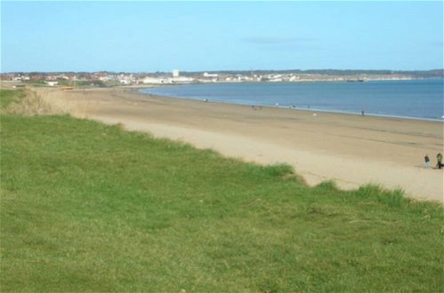 Photo 7 - Modern 2-bed Apartment in Bridlington