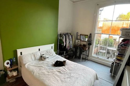 Photo 1 - Bright & Stylish 1BD Flat - Brighton